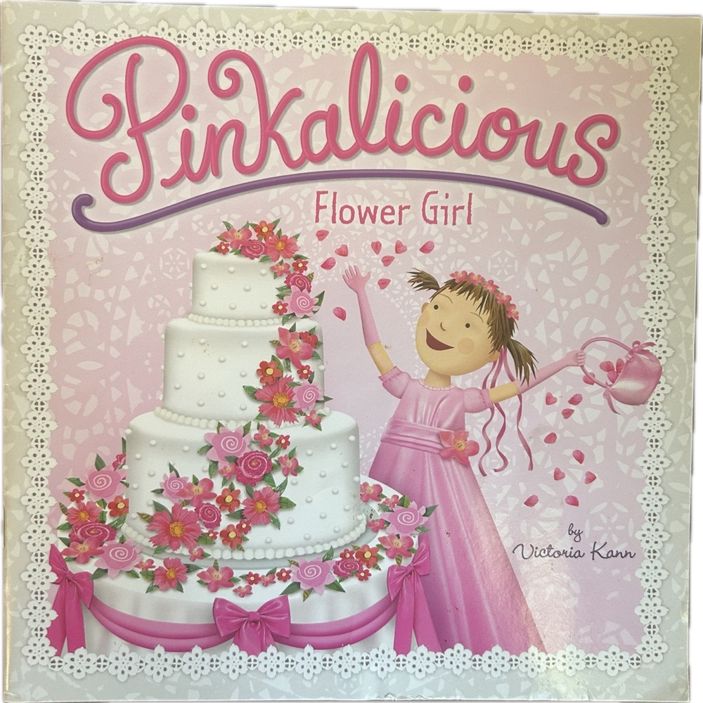 BUNDLE & SAVE🎉 Pinkalicious Flower Girl Book Softcover